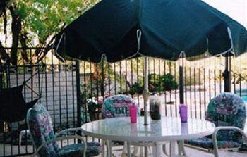 Bed And Bagels Of Tucson Hotel Tanque Verde Exterior photo