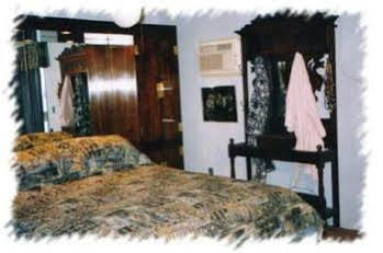 Bed And Bagels Of Tucson Hotel Tanque Verde Exterior photo